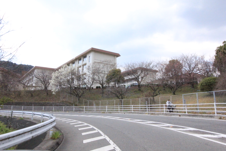 高校・高専　岡山県立倉敷鷲羽高校（高校・高専）まで2956m