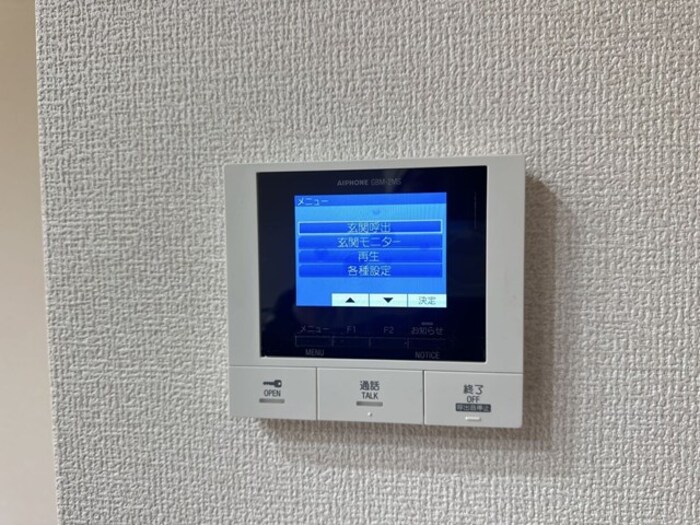 セキュリティ　モニター付きインターホン