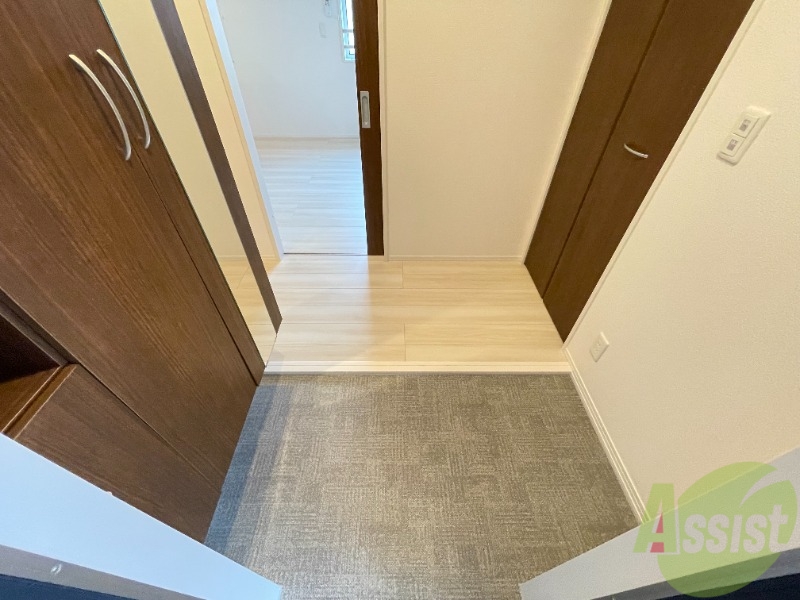 玄関　フラットな玄関