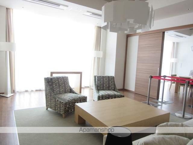 ロビー　ロビー