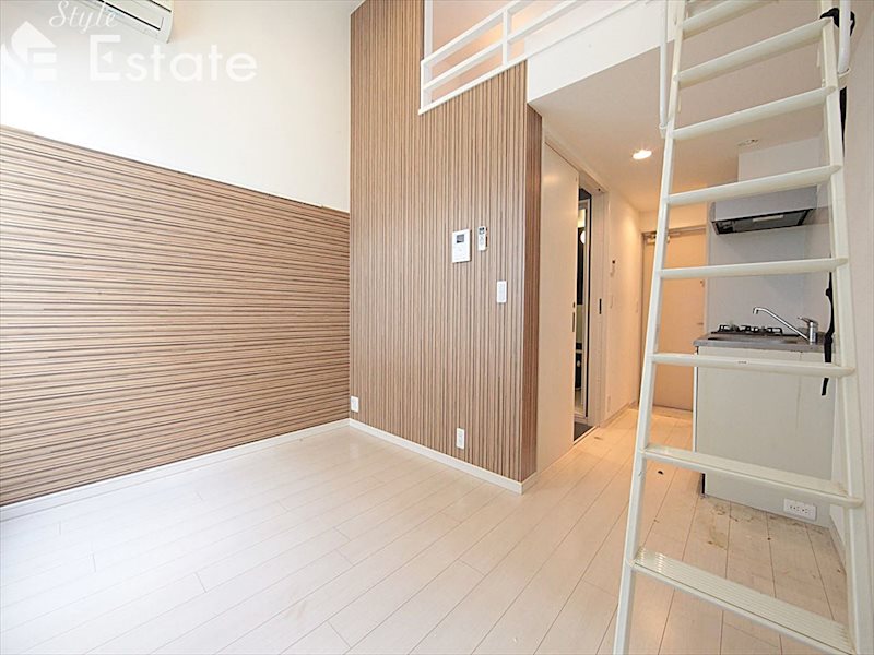 居室・リビング　内装