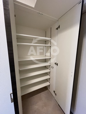 収納　エステムコート梅田・茶屋町IIIネクスタ　シューズインクロー