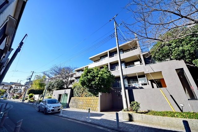 建物外観　★タウンハウジングは周辺環境まで詳しくご案内★