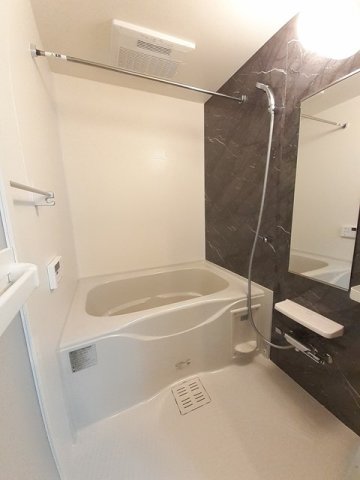 バス・シャワールーム　日々の疲れを癒すお風呂付です