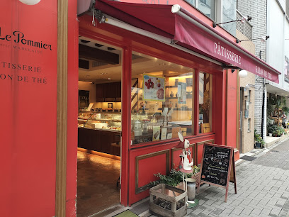 飲食店　Patisserie Lepommier(パティスリー ル・（飲食店）まで45m