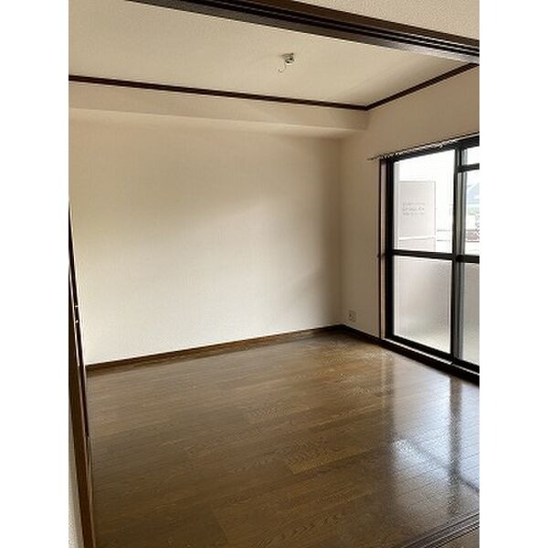 居室・リビング　同型イメージ