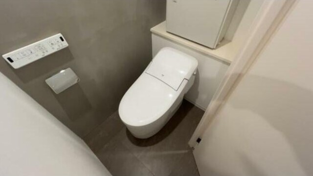 トイレ　別部屋参考写真