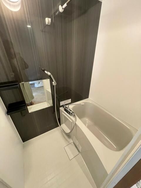 バス・シャワールーム　※別部屋写真参照