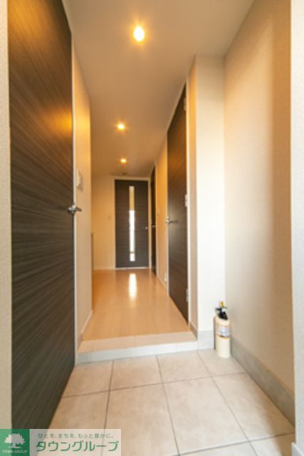 玄関　※写真は同タイプ住戸です。