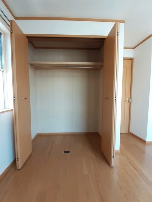 収納　図面と現状に相違がある場合には現状を優先