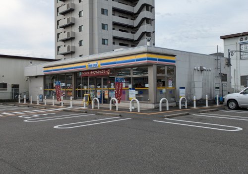 コンビニ　ミニストップ岐阜西荘店（コンビニ）まで536m