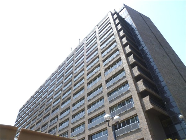 その他　兵庫県庁（その他）まで402m