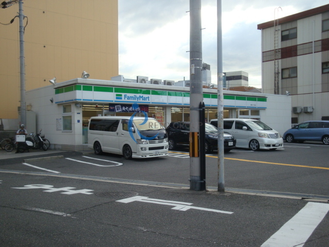 コンビニ　ファミリーマート桑津一丁目店（コンビニ）まで840m