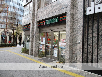 コンビニ　セブン－イレブン神田須田町中央通り店（コンビニ）まで295m