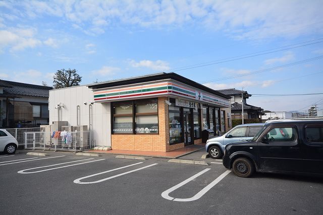コンビニ　セブンイレブン（コンビニ）まで1400m