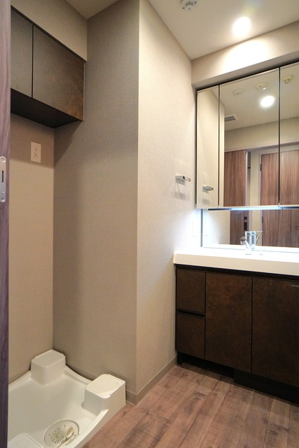 洗面設備　※写真は同タイプ住戸です。