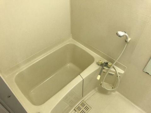 バス・シャワールーム　現況優先