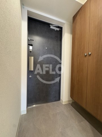 玄関　ArtizA堺　玄関