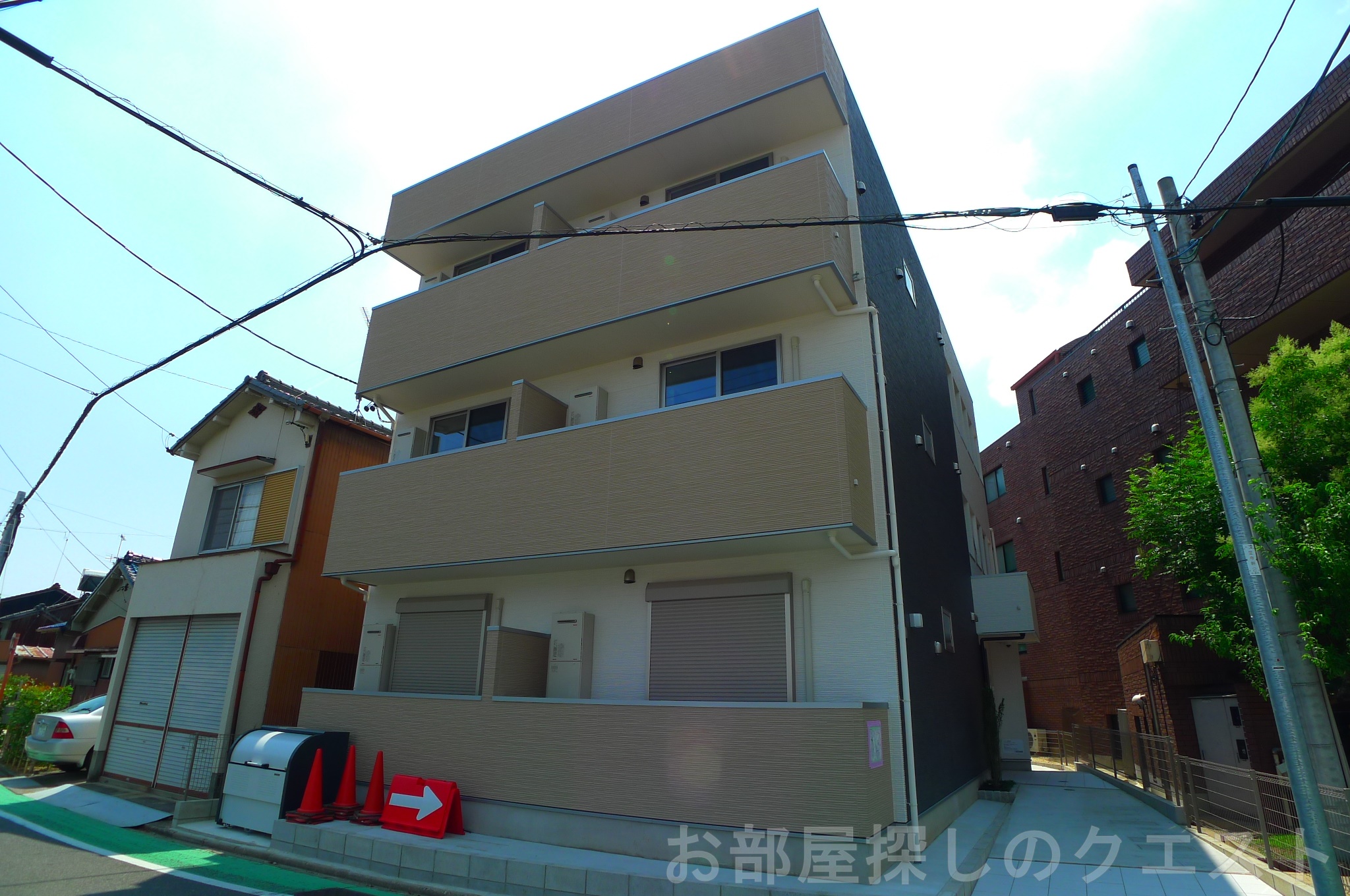 建物外観　オートロック付き☆