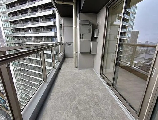 バルコニー　別タイプ部屋　参考写真です