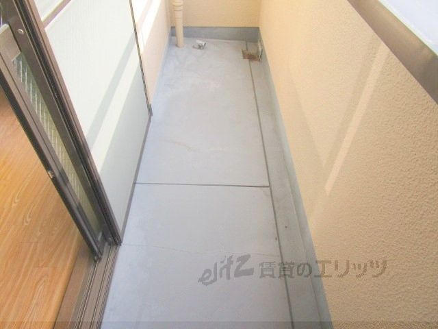 バルコニー　ベランダ