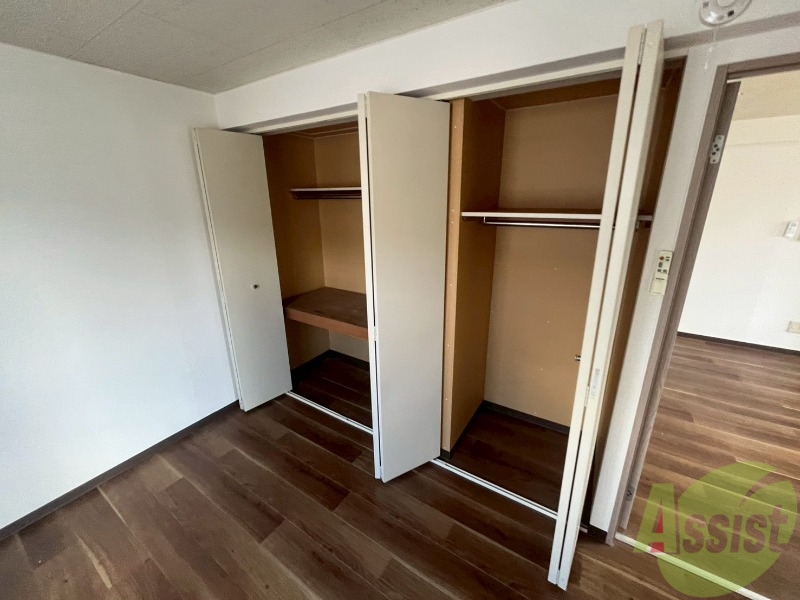 収納　クローゼットがありました。お洋服や荷物はここへ