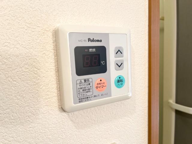 その他設備　給湯リモコン