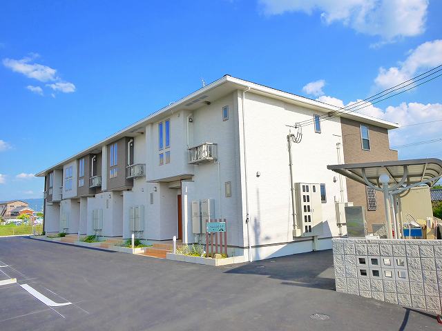 建物外観　外観は落ち着いています
