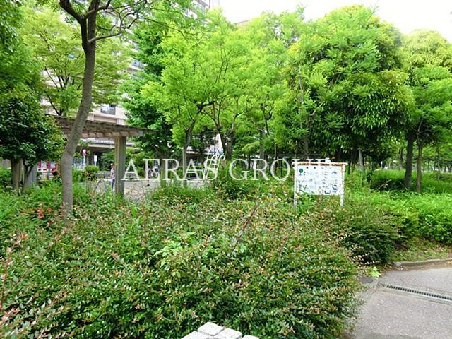 公園　東雲公園（公園）まで356m