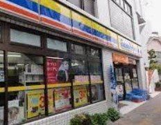 コンビニ　ミニストップ王子本町店（コンビニ）まで70m