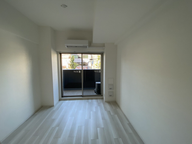 居室・リビング　写真は同マンションの別のお部屋のものです