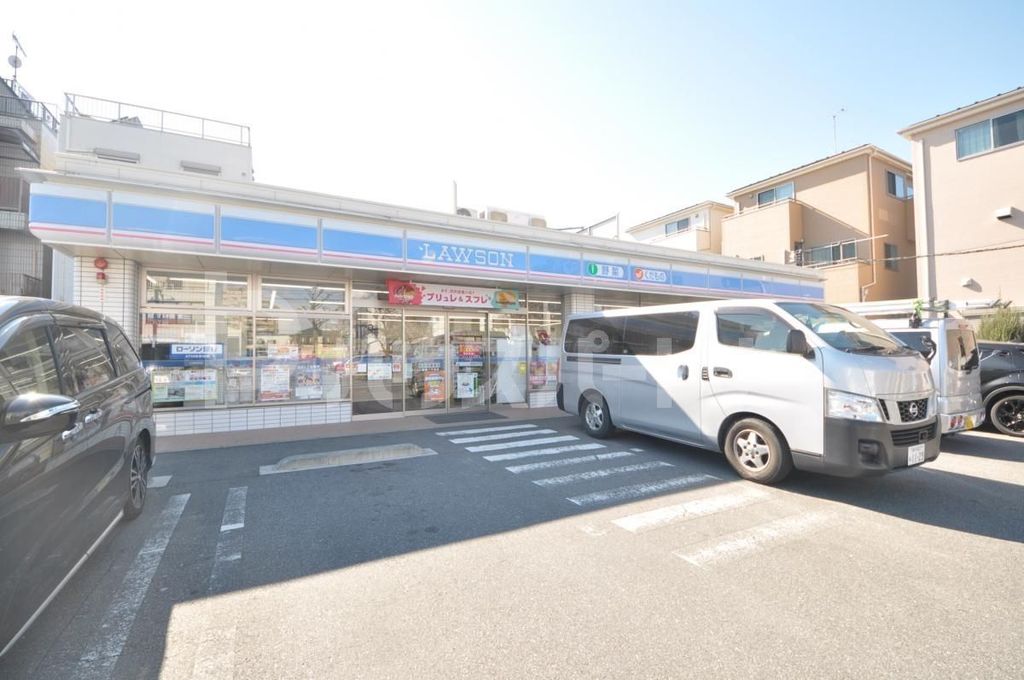 コンビニ　ローソン新堀1丁目店（コンビニ）まで310m