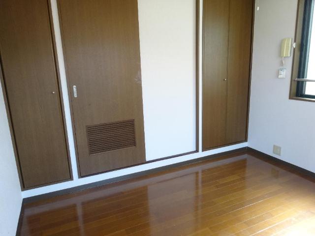 その他部屋・スペース　洋室６帖