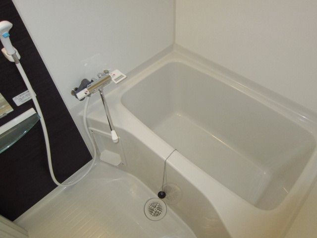 バス・シャワールーム　別部屋参考写真