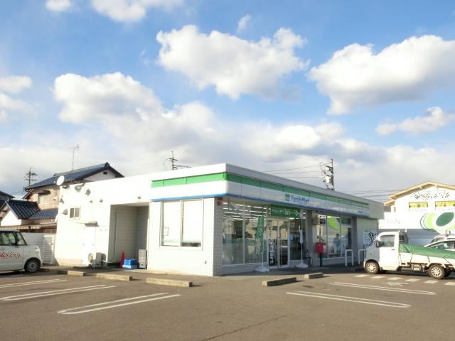 コンビニ　ファミリーマート美濃加茂清水店（コンビニ）まで460m