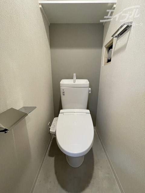 トイレ　ウォシュレットつきです！