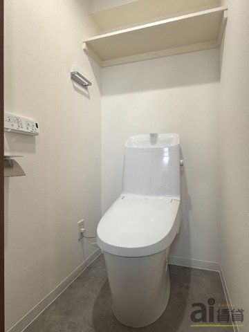 トイレ　※同仕様写真です