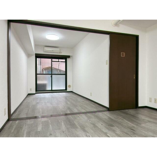 その他部屋・スペース　キッチン・洋室５．９帖（奥）