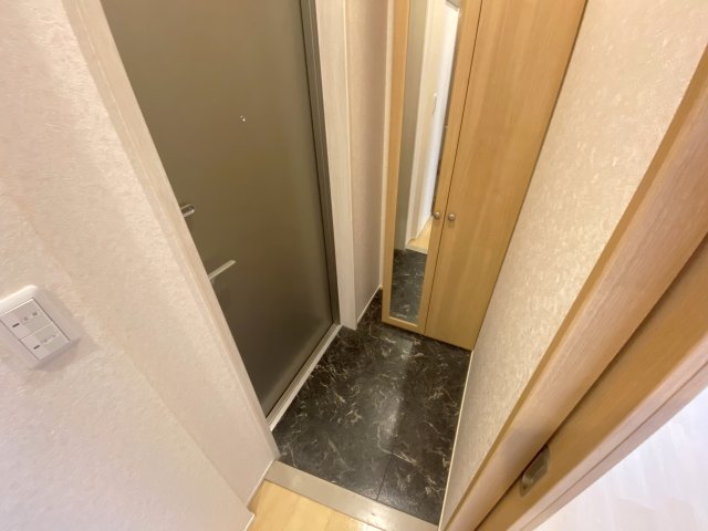 玄関　別号室の参考写真です。