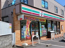 コンビニ　セブンイレブン（コンビニ）まで191m