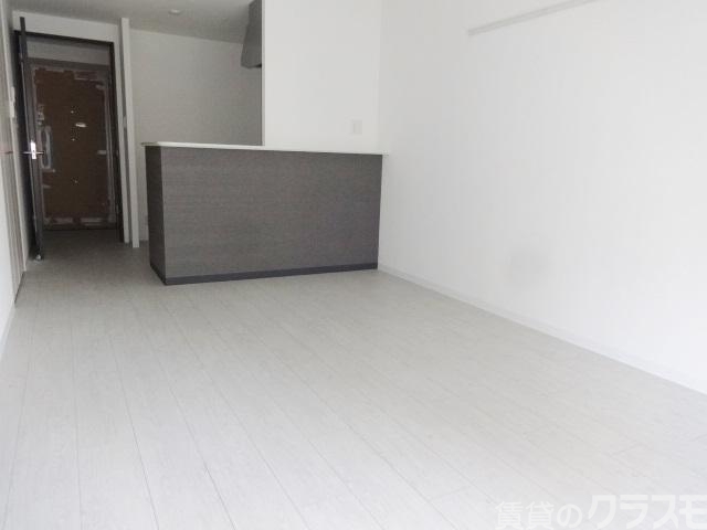その他部屋・スペース　２部屋続きで広々開放感あります。