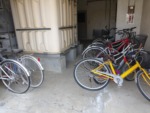 キッチン　駐輪場スペース　バイクも相談可