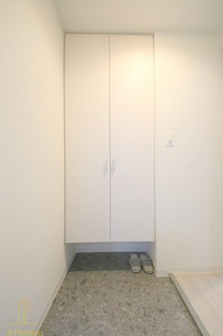 玄関　ワールドアイ京町堀