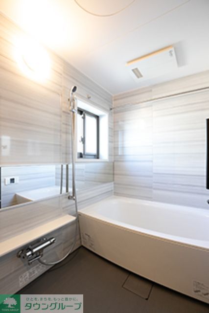 バス・シャワールーム　※写真は同タイプ住戸です。