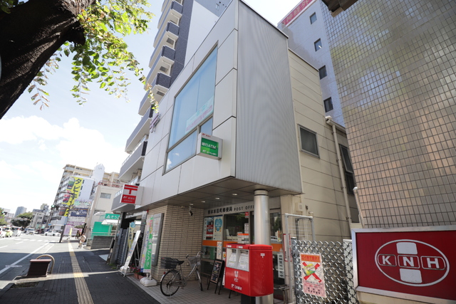 郵便局　熊本本荘町郵便局（郵便局）まで400m