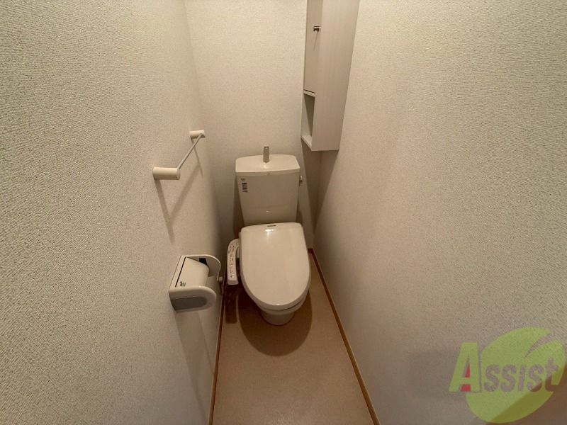 トイレ　トイレはウォシュレット付きです。シャワートイレは嬉しいですね