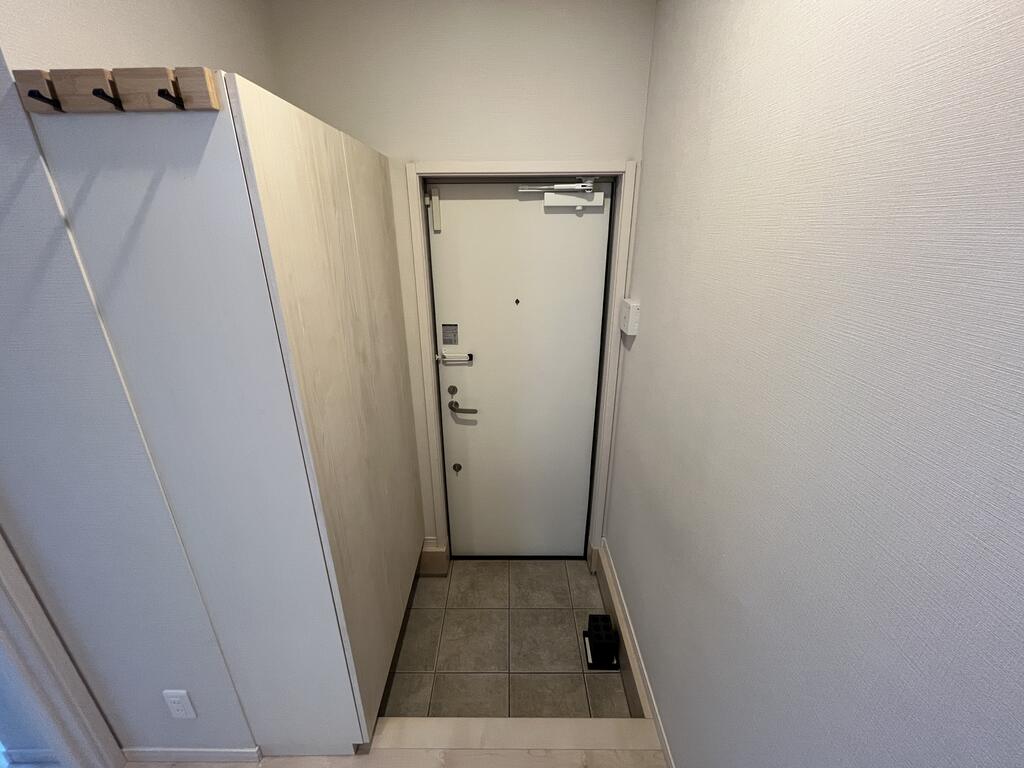 玄関　※別号室参考写真※