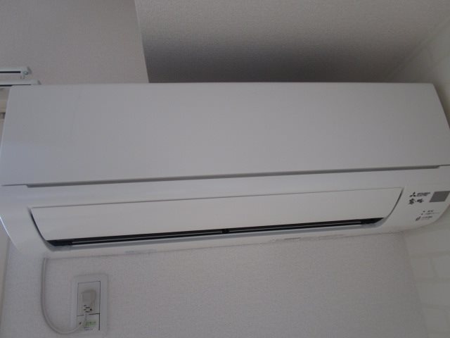 その他設備　エアコン画像は102号室です（参考）