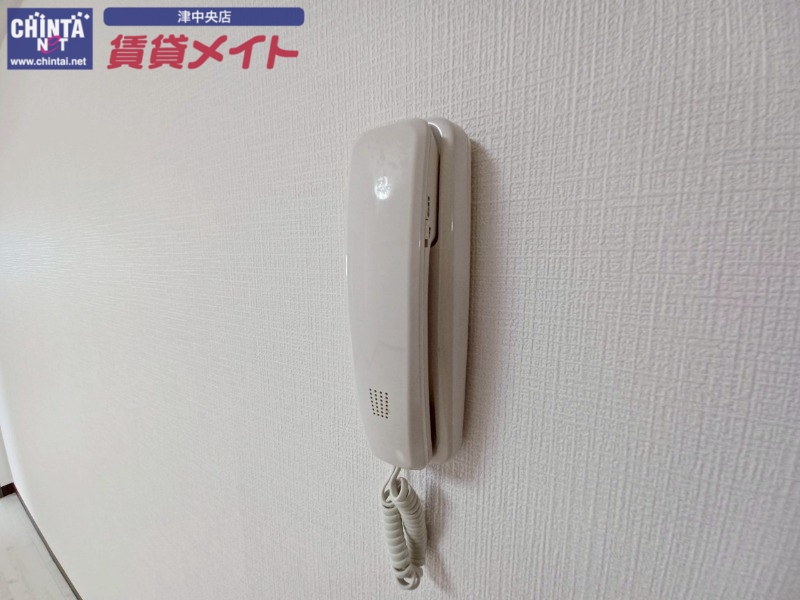 セキュリティ　同型参考写真