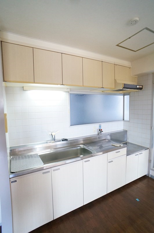 キッチン　※同建物・同タイプの写真です★（実際のお部屋とは異なります）